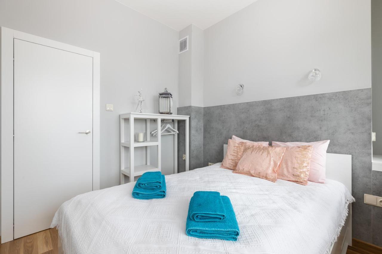 Apartament Swietokrzyska By Your Freedom ワルシャワ エクステリア 写真