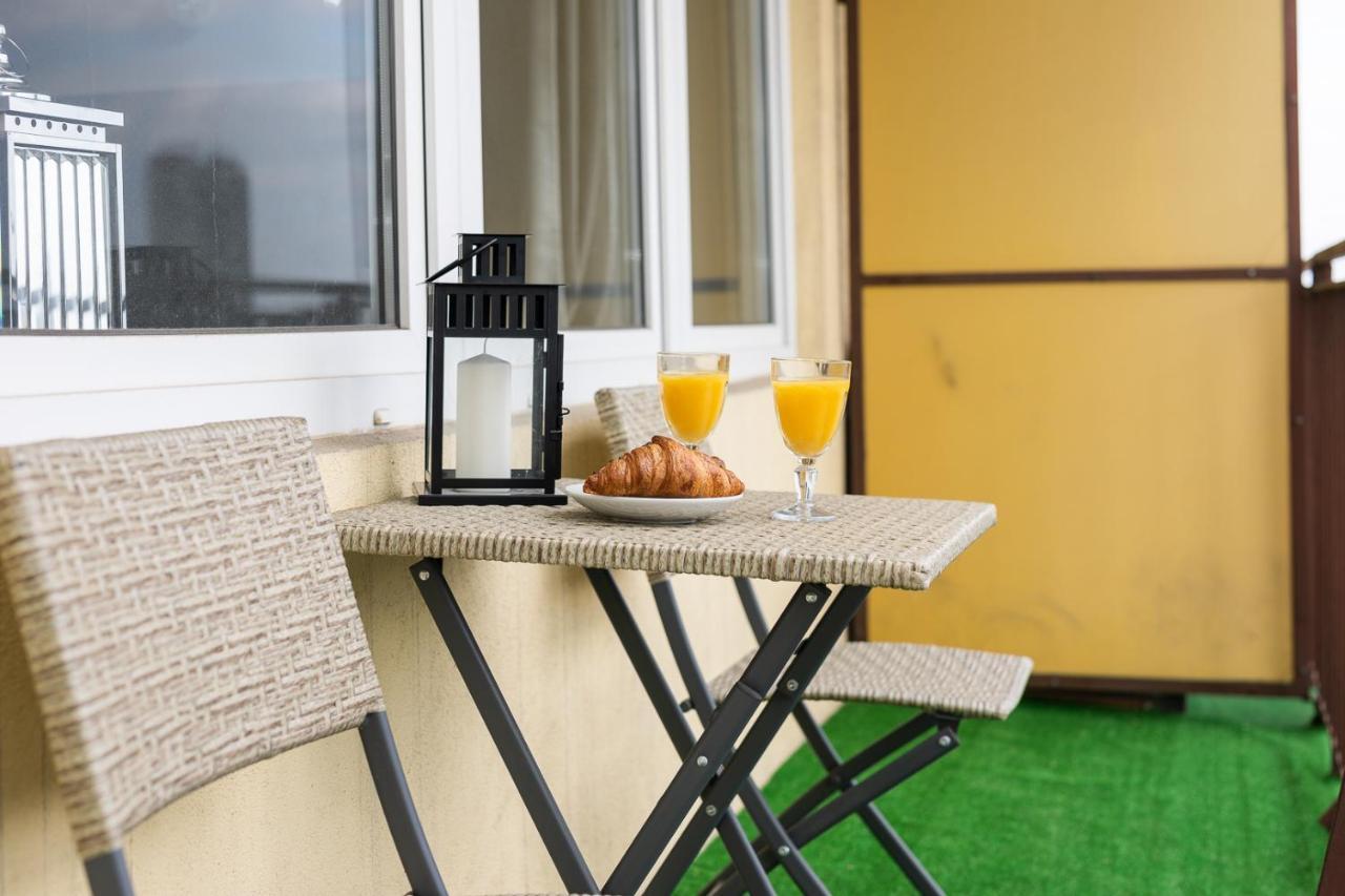 Apartament Swietokrzyska By Your Freedom ワルシャワ エクステリア 写真